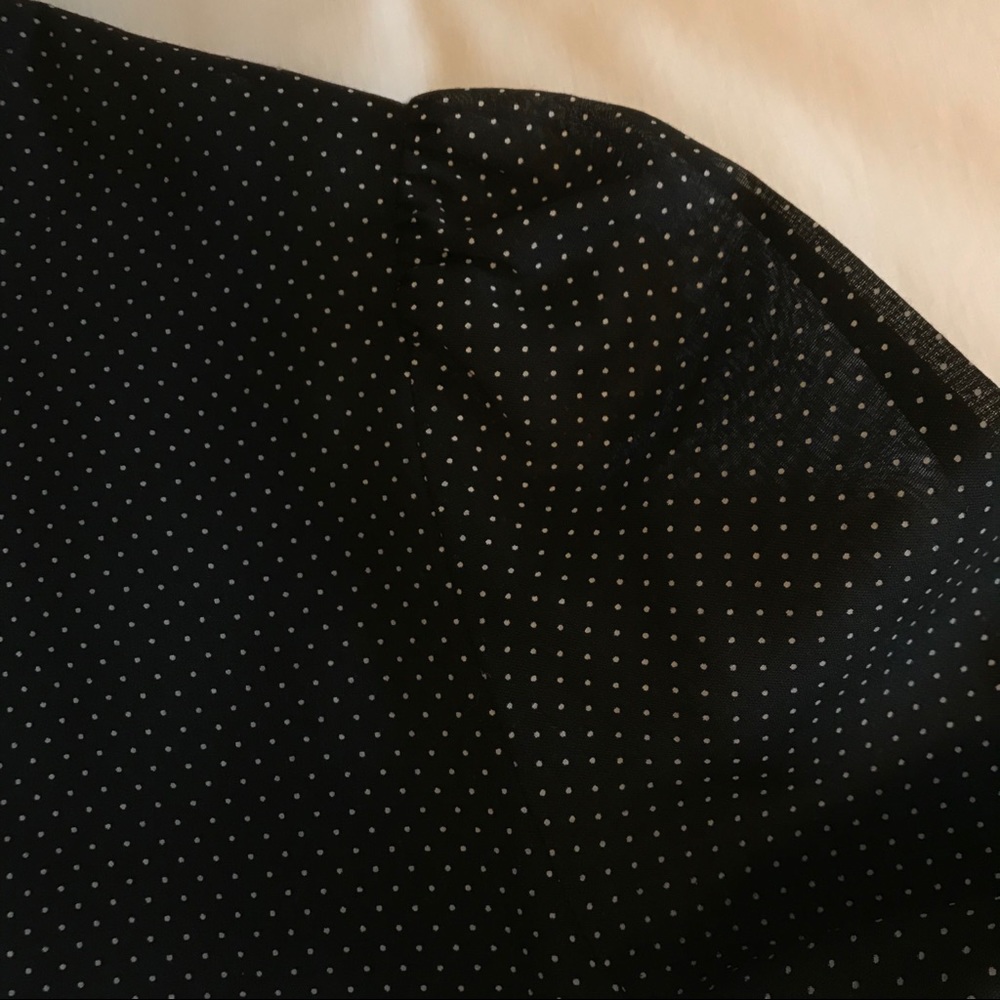 Ship’ n Shore Collectibles Blouse - Picture 6 of 6
